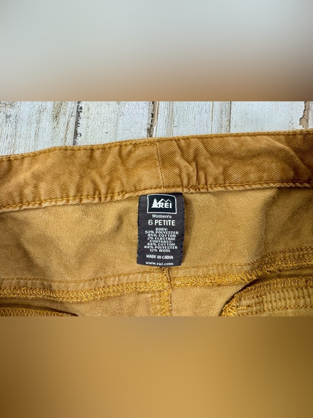 REI Pants Womens 6P (32x30) Tan Corduroy Cargo Pockets Outdoors - Picture 4 of 10
